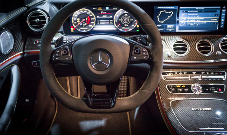 Команда RENNtech настраивает AMG S 63