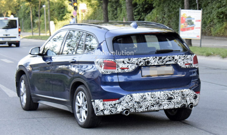 Обновленный 2020 BMW X1 был заснят в Германии
