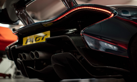 Lanzante представляет McLaren P1 GT в цвете Deep Bottle Green