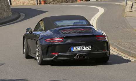 Porsche 911 GT3 Touring Cabriolet - первые шпионские снимки