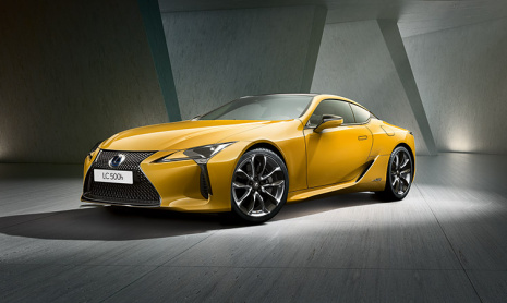 Lexus показывает новый суперкар LC Limited Edition