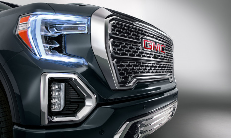 Команда GMC представляет новый флагман Sierra Denali