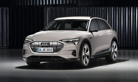Audi выпустил подробности о новом внедорожнике e-tron