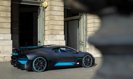Первое впечатление - Bugatti Divo