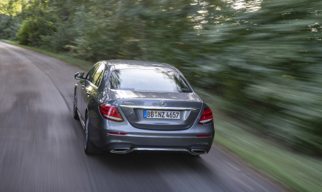 Команда Mercedes раскрыла детали новых автомобилей E-Class