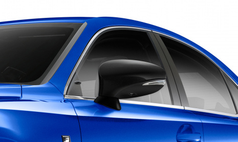 Lexus представляет новые модели Blackline 2020 IS IS SPORT. Проверьте их!