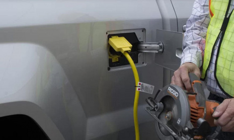 Новый конкурент Tesla Cybertruck получит 600 л.с.