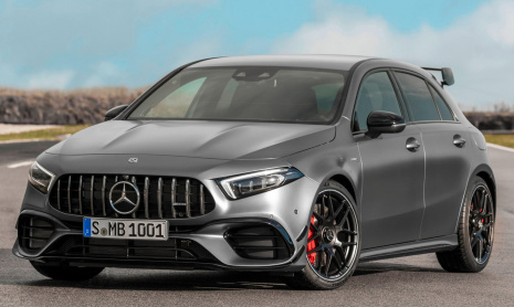 Mercedes-AMG A45 S уничтожил Нюрбургринг