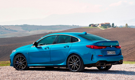 BMW M2 следующего поколения оживает