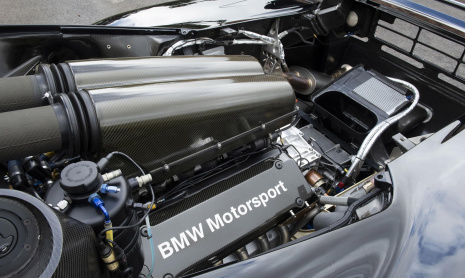 Величественный McLaren F1 GTR Longtail в действии