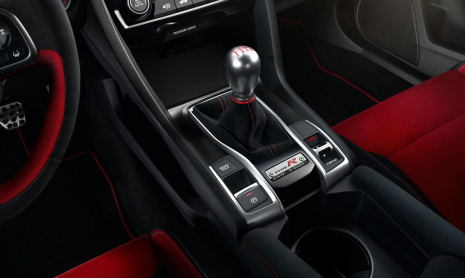 Honda Civic сохраняет механическую коробку передач