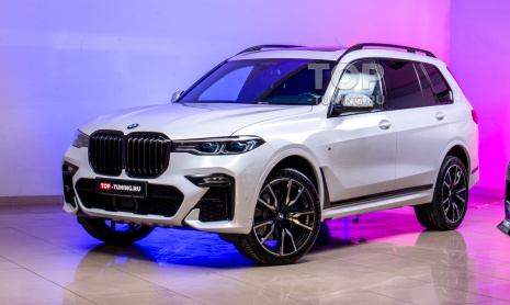Оклейка кузова нового BMW X7 выпущенного в США