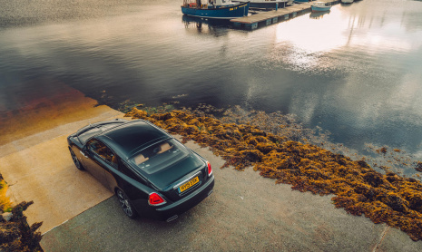 Светящийся ''Дух экстаза'' Rolls-Royce запрещен в Европе