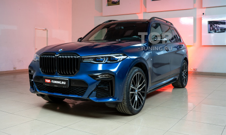 Бронепленка и выезжающие пороги для BMW X7