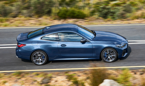 BMW добавляет крышу из карбона для двух популярных моделей