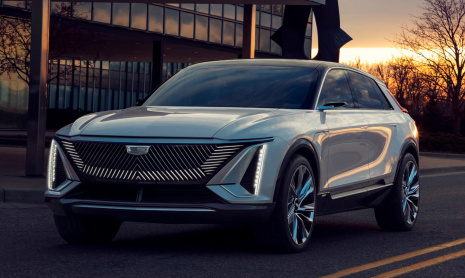 Эдвард руки-ножницы может управлять новым Cadillac Lyriq
