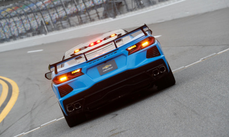 Chevrolet представил 2022 Camaro в знакомом новом цвете