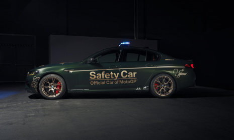 Яркое трио BMW M готово к новому сезону MotoGP