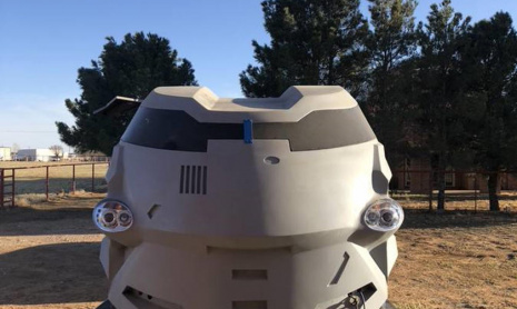 Land Rover построил это футуристическое такси для «Судьи Дредда»