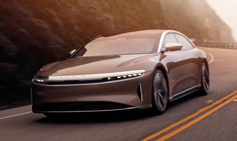 Lucid раскрывает планы по созданию электромобиля менее чем за 2 млн рублей