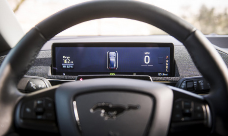 Ford прекращает продажу важных аксессуаров Mustang Mach-E