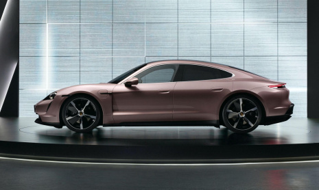 Porsche разрабатывает собственные высокоэффективные аккумуляторы