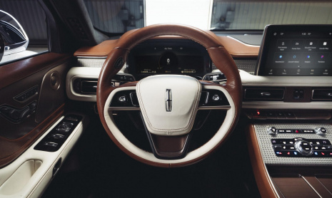 Lincoln представляет новый потрясающий концепт Aviator