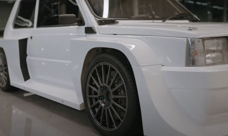 Этот нелепый Fiat Panda может разогнаться до 100 км/ч за 2,9 секунды