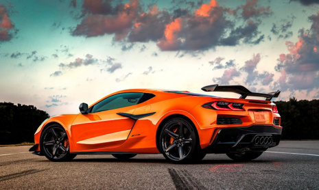 Chevy Corvette Z06 звучит как болид F1 на Indy 500