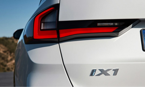 Новый электрический кроссовер 2023 BMW iX1 поступит в продажу с запасом хода в 435 км