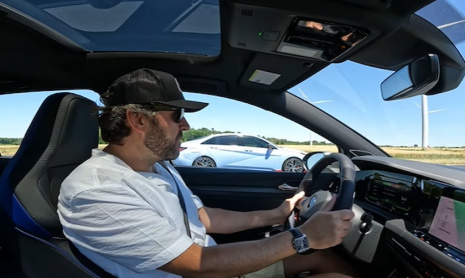 Состязание - VW Golf R против Hyundai Elantra N