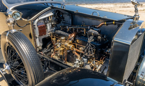 Старое встречается с новым - Rolls-Royce празднует 114-летие Ghost