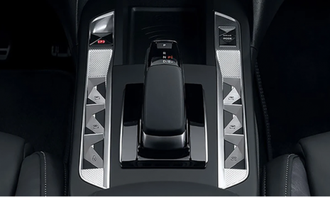 Новый обновленный DS 3 2022 года прибывает в Париж