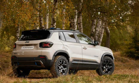 Концепт Jeep Avenger 4x4 представляет прочную будущую модель 4Xe