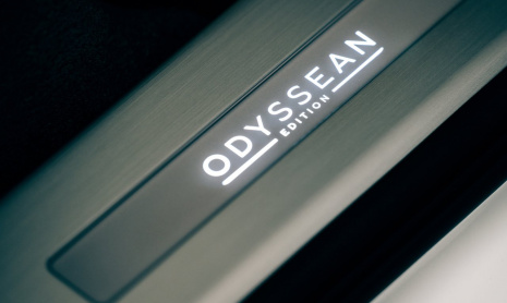 Представлен новый Bentley Bentayga Odyssean Edition
