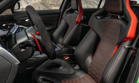 Новый BMW M3 CS увеличил мощность до 542 л.с.