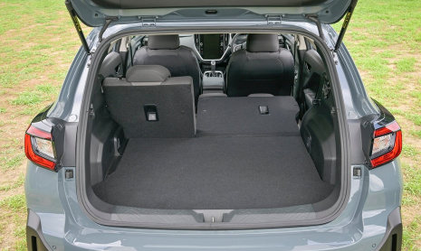 Subaru выпустил тизер нового 2024 XV в преддверии дебюта в Чикаго