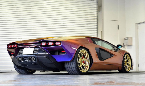 Lamborghini Countach In Blu Hal — единственный в мире модифицированный LPI 800-4