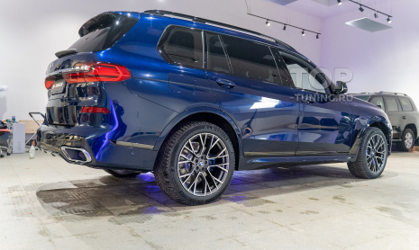 Полная оклейка кузова пленкой и керамика для BMW X7 за 2 дня
