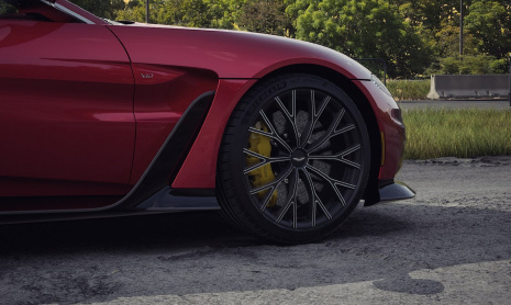 Создайте идеальный Aston Martin в гараже Формулы-1