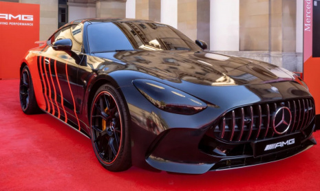 Показан новый 2024 Mercedes-AMG GT Concept E Performance