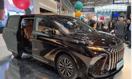 Dongfeng Forthing U-Tour V9 поступит в продажу в первом квартале следующего года