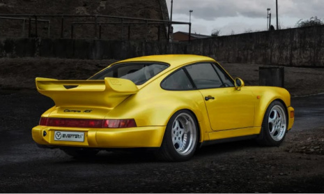 Компания Everrati только что выпустила полностью электрический Porsche 911 RSR