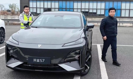 Купит ли Changan HiPhi?