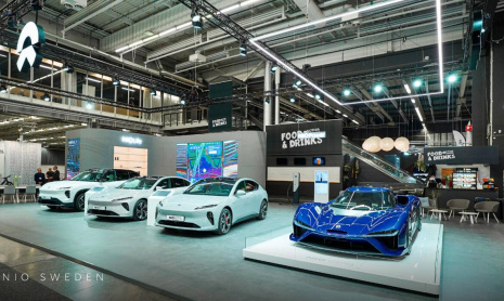 Nio выпускает первый серийный полутвердый аккумуляторный блок емкостью 150 кВтч