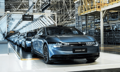 Zeekr 007 2024 года от Geely запущен в Китае с серьезными обновлениями