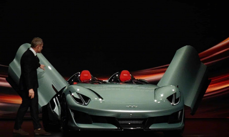 BYD представила концепт электрического суперкара с откидным верхом Fang Cheng Bao Super 9