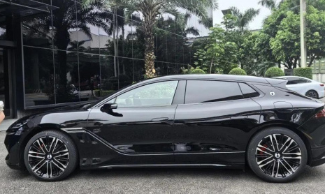 Модель Denza Z9 GT от BYD мощностью более 900 л.с. была замечена в Китае в процессе подготовки к запуску