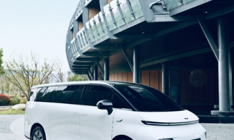 Электрический LEVC L380 с запасом хода более 800 км был представлен в Китае