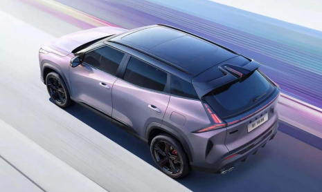 Новый внедорожник Geely Boyue выходит на рынок Китая по цене от 1,1 млн рублей